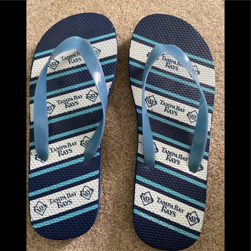 Women’s Tampa Bay Rays flip flops!